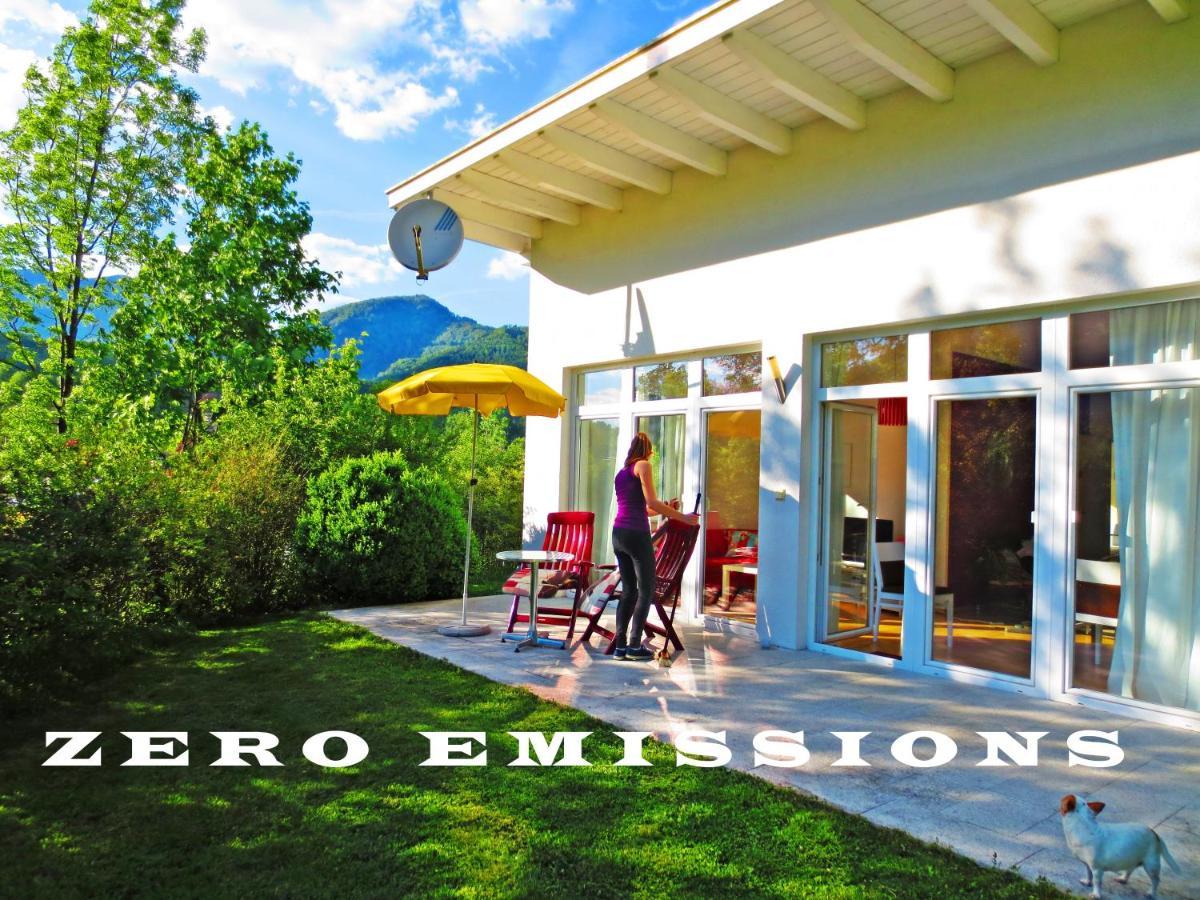Flores, Ferienhaus Oder Doppelzimmer, Im Gruenen, 5 Gehminuten Ins Zentrum, Parkplatz, Zero Emissions Bad Ischl Ngoại thất bức ảnh